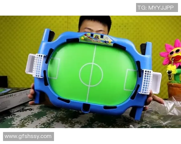 足球明星周边产品拆箱体验分享揭秘背后的故事与价值 足球明星周边产品拆箱体验分享揭秘背后的故事与价值