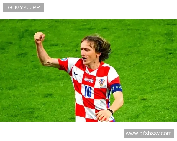 足球明星失误瞬间回顾:那些让人心痛的比赛时刻与教训 足球明星失误瞬间回顾:那些让人心痛的比赛时刻与教训