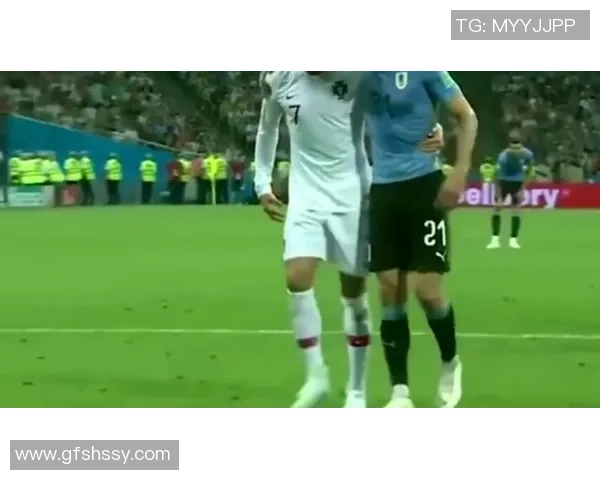 足球明星在赛场上泪流满面瞬间集锦感动无数球迷的心灵之旅