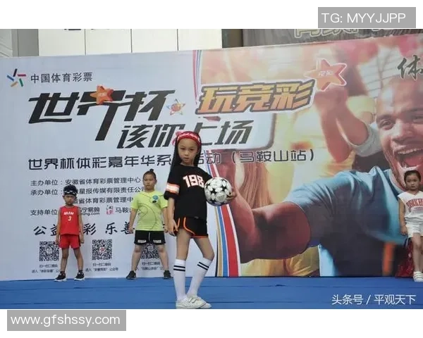 足球明星官方账号抖音热度飙升粉丝互动不断引发关注与讨论 足球明星官方账号抖音热度飙升粉丝互动不断引发关注与讨论