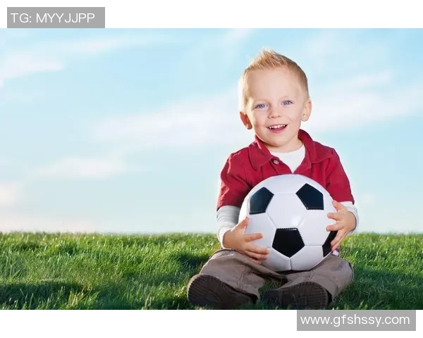 足球明星温馨瞬间抱小孩的背后故事与感人时刻揭秘 足球明星温馨瞬间抱小孩的背后故事与感人时刻揭秘