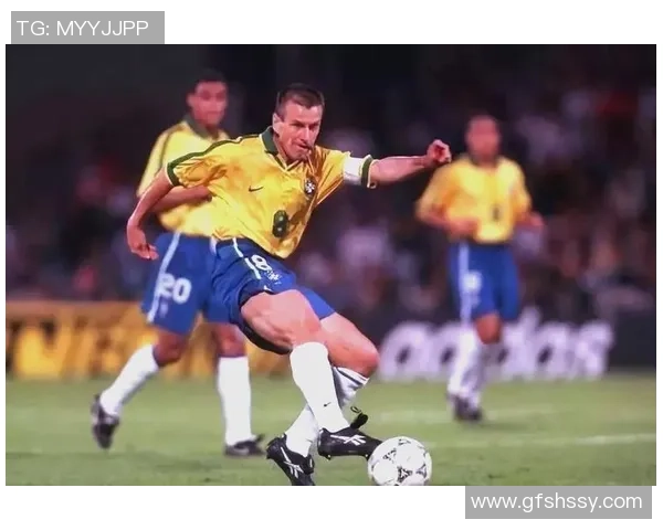 足球明星球衣号码全解析及背后故事揭秘 足球明星球衣号码全解析及背后故事揭秘