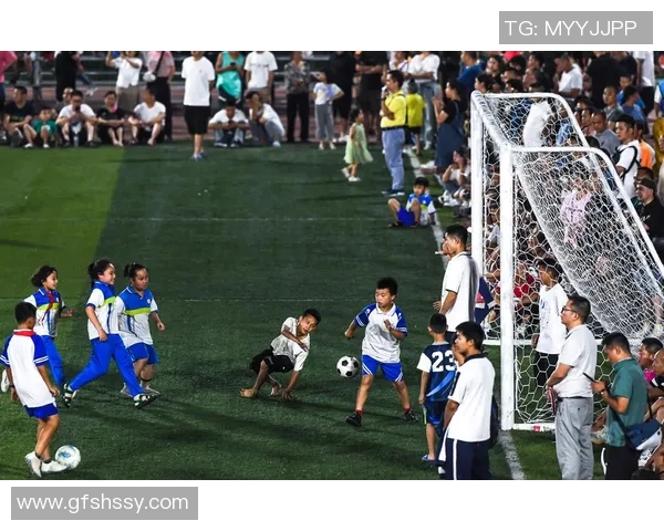 足球明星畅谈村超现象与足球文化的深度融合与发展 足球明星畅谈村超现象与足球文化的深度融合与发展