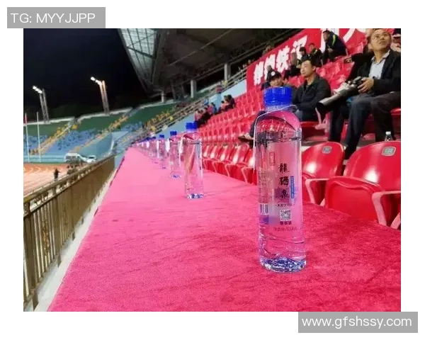 足球明星矿泉水的背后故事与品牌价值的深度解析 足球明星矿泉水的背后故事与品牌价值的深度解析