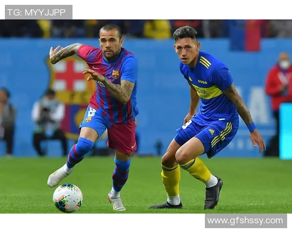 足球明星穿搭失误大揭秘时尚感缺失引发热议